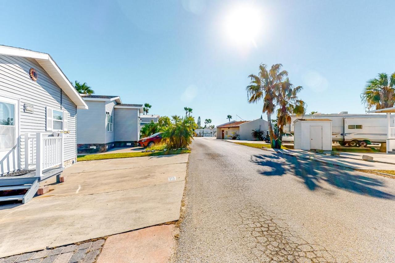Long Island Village Unit 638 Sand Dollar Drive Port Isabel Exterior photo